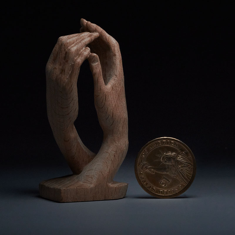 絡み合う手の木彫り | ゴシック様式ブナ材工芸 | SuperX